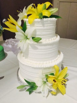 Wedding Cakes at Rolling Pin Bake Shop in Fitchburhg, WI